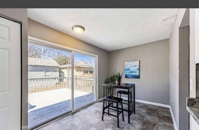 Peaceful 4-bedroom house in Minneapolis with WiFi