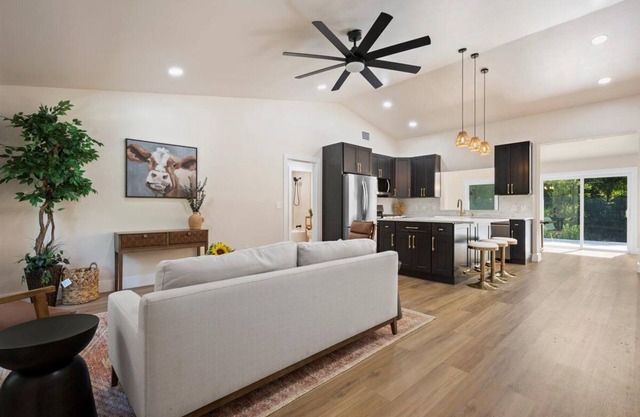 Peaceful 4BR Oasis-Jupiter Farms
