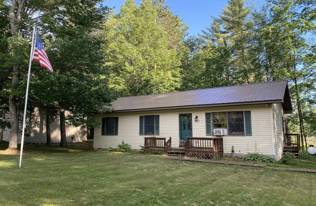 Peaceful and Charming Home in the Heart of Northern MI