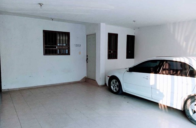 Tranquilo y privado Bed & Breakfast House cerca del aeropuerto internacional MTY