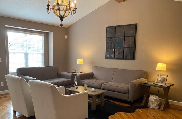 Peaceful and Spacious Townhome in West Lawrence