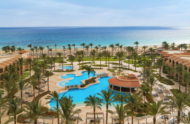 Peaceful Beach View Room for Relaxation Seekers - Family Friendly with Kids Club