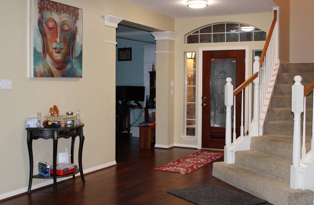 Peaceful, comfortable room away from home with 2 bedrooms (1Q1F) &massage chair