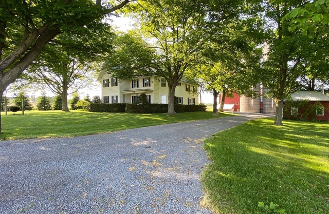 Peaceful Country Farmhouse