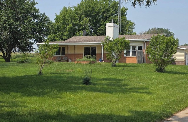 Peaceful Country Living by Kirkman’s Cove & Lakeview Golf