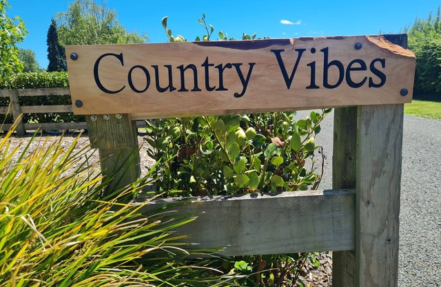 Peaceful Country Vibes - Close to Town