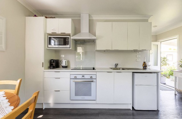 1 dormitorio, casa de campo sc en jardín, estilo boutique, cómodo y moderno,