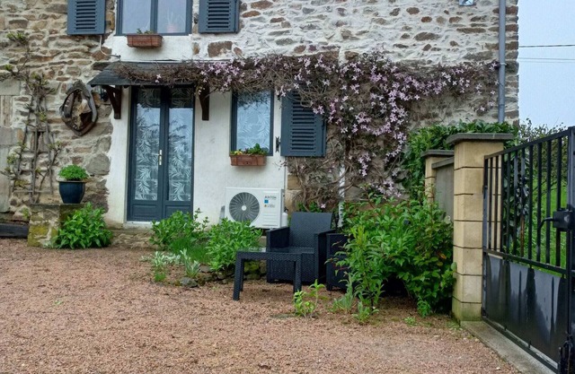 Casa en Teilhet cerca de Chateau Rocher