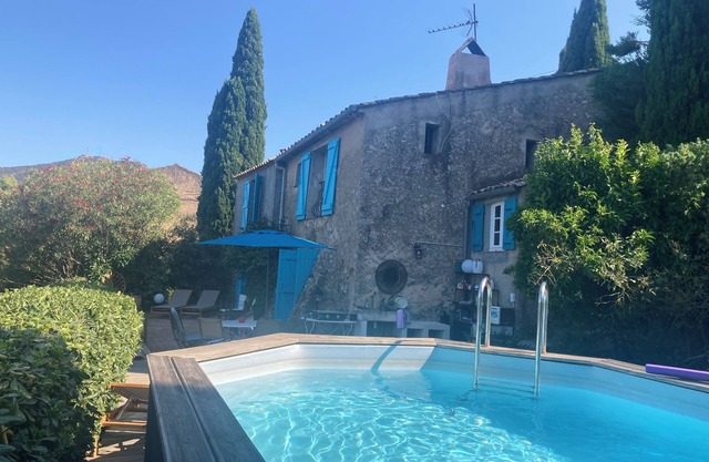 CASA DE CARÁCTER Y ENCANTO EN PEQUEÑO CASTILLO PROVENZAL