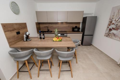 Peaceful Haven near the Sea-Apartments Torlak Rab