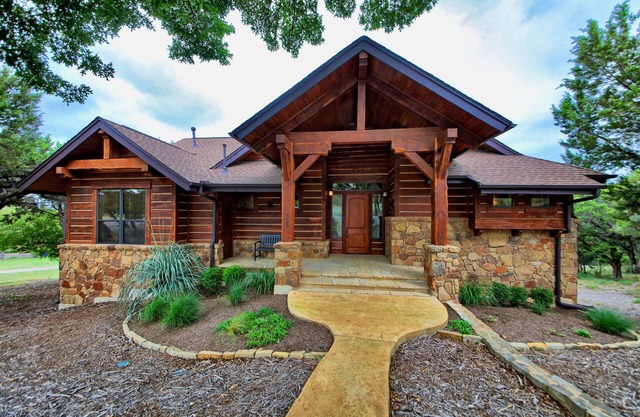 Tranquila colina Country Cottage en The Hollows Resort