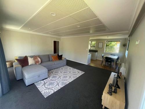 Peaceful home close to town center