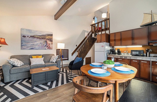 Peaceful Lakefront Home w/ Great Amenities
