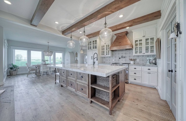 Peaceful Luxury Farmhouse Stay in Rexburg - Sleeps up to 22 people