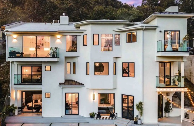 peaceful luxury retreat☁️pool+view+yard+musicstudio+gym☁️not your average rental