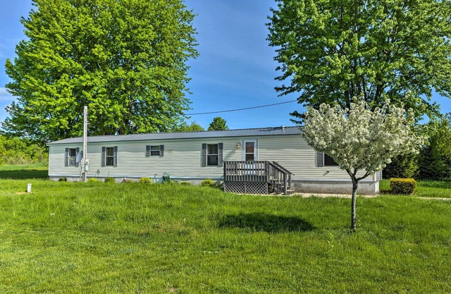 Peaceful MI Home on 1 Acre: Pets Welcome!
