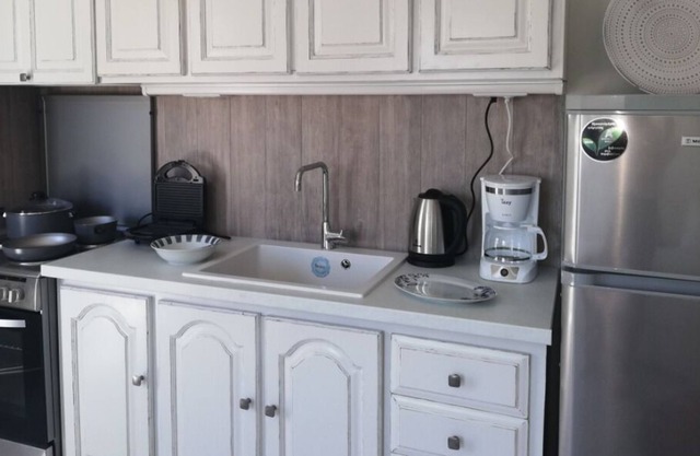 Apartamento moderno y tranquilo en el pueblo de Hill Cretan (cerca de la playa)