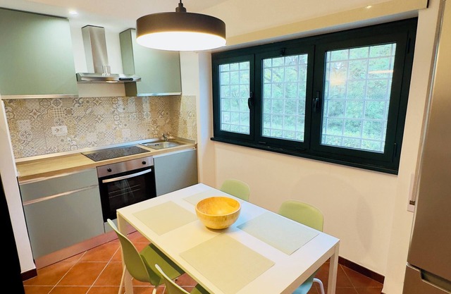 Peaceful modern bungalow with Wifi and free park