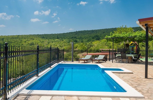 Peaceful Oasis Villa Didovina