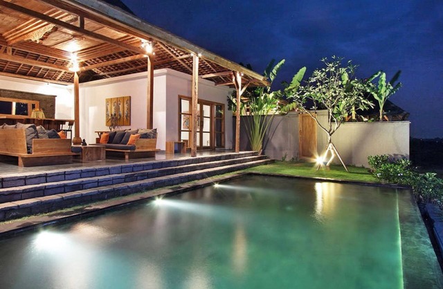 Tranquila villa de 3 dormitorios con piscina privada y cocina totalmente equipada.