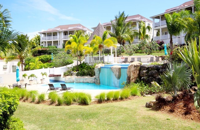 Peaceful Paradise - Gated West Coast Oasis!