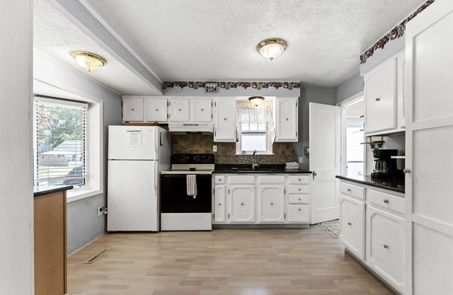 Peaceful Pastel | 2 Bed, 2 Bath
