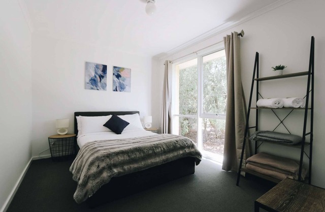 Peaceful Pet Friendly Escape at Bells Beach Cottages