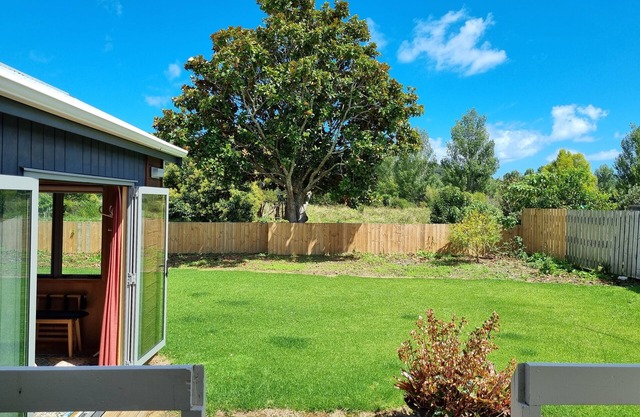 Peaceful/Pet Friendly/Fully fenced/WiFi/Smart TV/Sky-Sports/Walk to Town