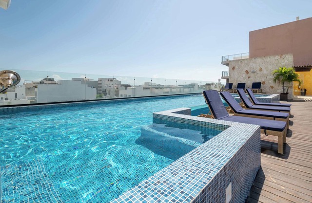 Peaceful Retreat w/ Pool, Gym, Garden Lounge & BBQ