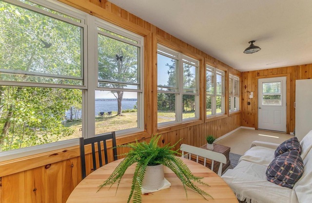 Peaceful retreat on Nova Scotia's North Shore. Come Have A Splash in Malagash!