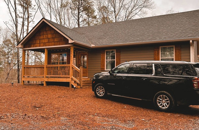 Peaceful & Serene Cabin in the North Georgia Mountains!