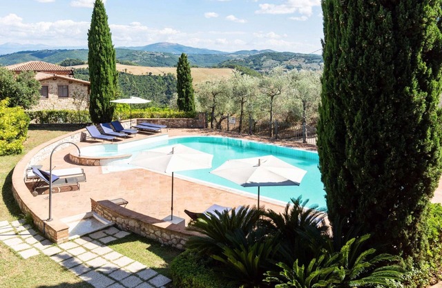 Peaceful Stay in Collazzone Hills