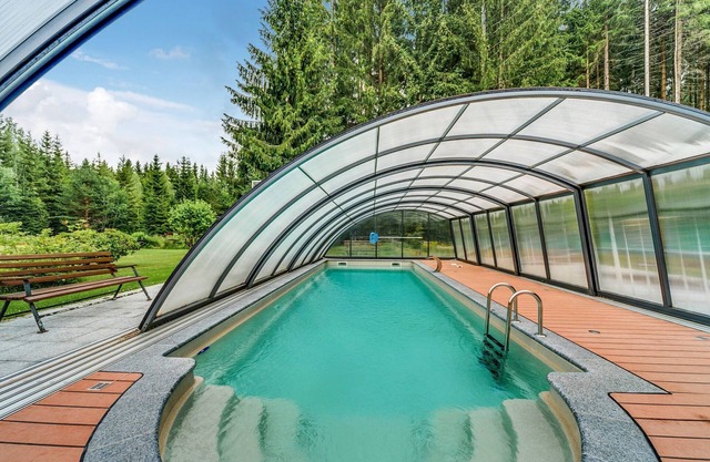 Ferienhaus mit Schwimmbad en Jägersgrün