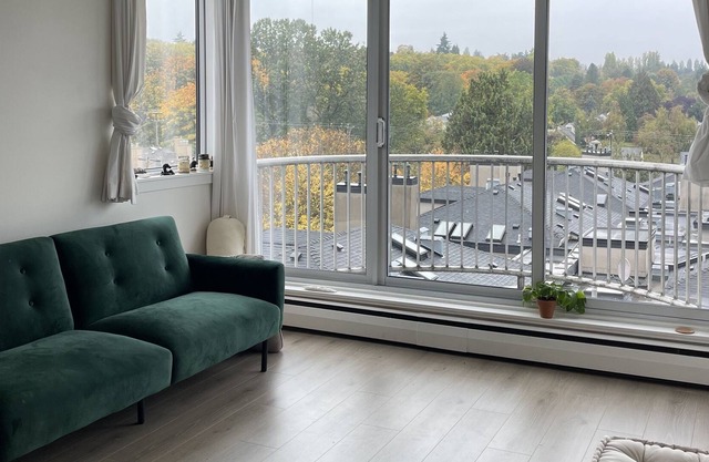 Peaceful Unit 10 Min from the beach!