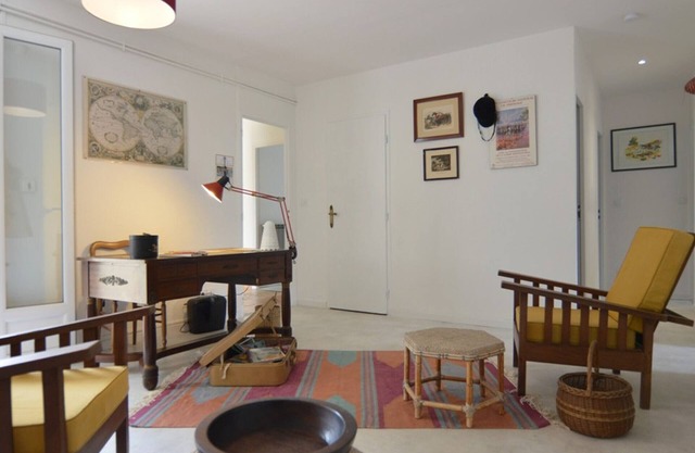 Serenidad y Confort en Villa con Jardín y Terraza, Cerca del Puerto y Playa de Bouzigues
