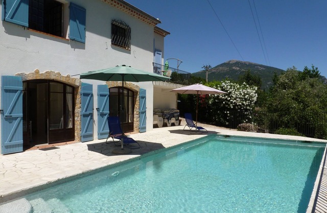 Tranquila piscina privada Villa en preciosa 25k valle de la playa y el aeropuerto.