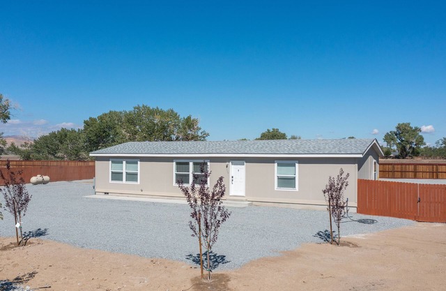 Peaceful Yerington Country Home