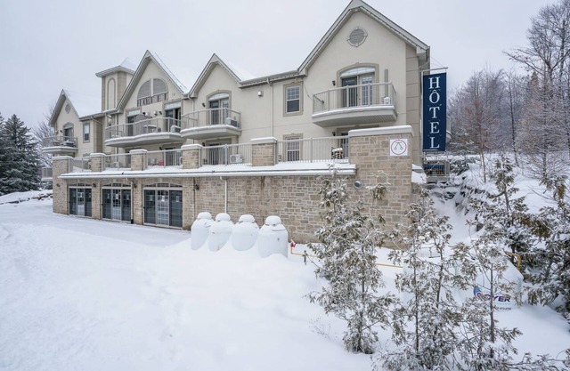 Peaks Loft - stunning condo in the heart of town!