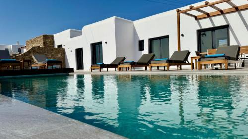 Pearl of Mykonos
