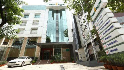 PEARL ROYAL INTERNATIONAL HOTELS & RESORTS PVT LTD