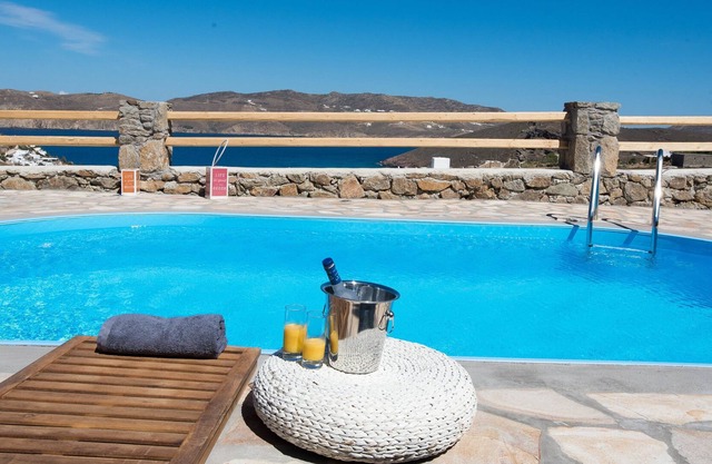 Pearl Villa private pool