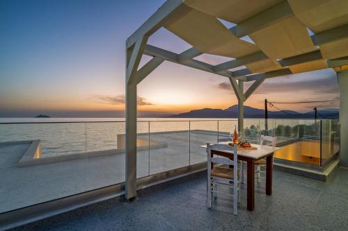 Pelagos Home