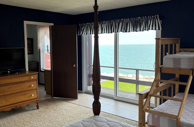 Pelee Northshore Inn