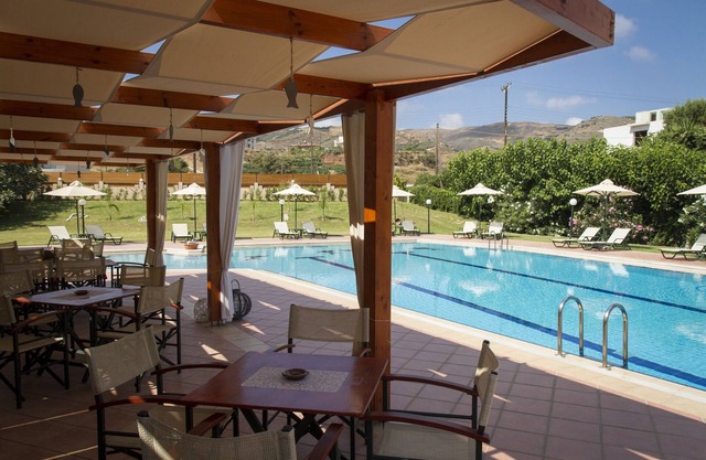Peli Hotel
