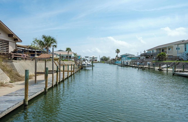 Pelican Cove