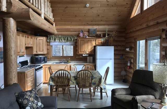 Pelican Lake Resort - Red Pine