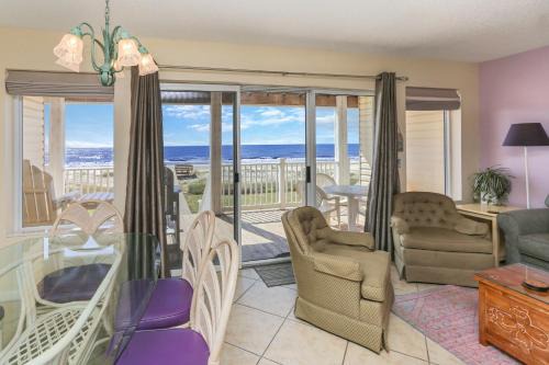 Pelican Landing 2 by Pristine Properties Vacation Rentals