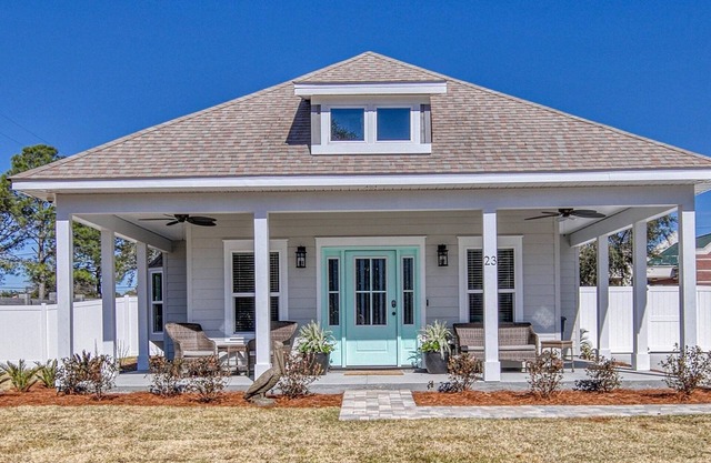 Pelican Perch - Private Pool, Direct Private Beach Access & Golf Cart Avail!!