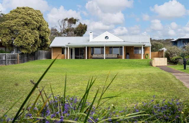Pelicans View – Riverside Retreat by the Blackwood River - Pelicans View Riverside Retreat by the Blackwood River