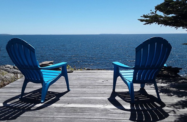 Pemaquid-4B / 2BA Oceanfront Home en 12 acres privados en Long Cove. Duerme 8